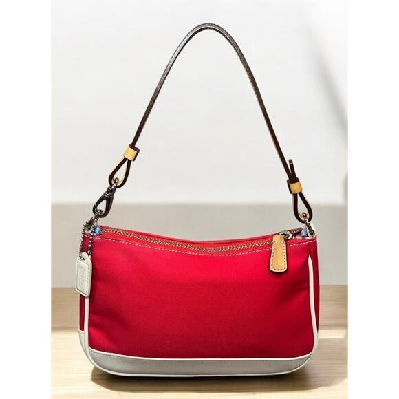 Coach Handbags - Vintage Coach 7748 Hamptons Demi Bag